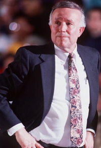 Lou Henson won over 800 games in his coaching career.